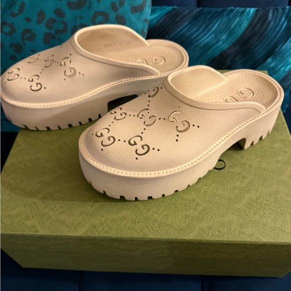 Gucci Cream Perforated GG Platform Clog Mules - Picture 3 of 8